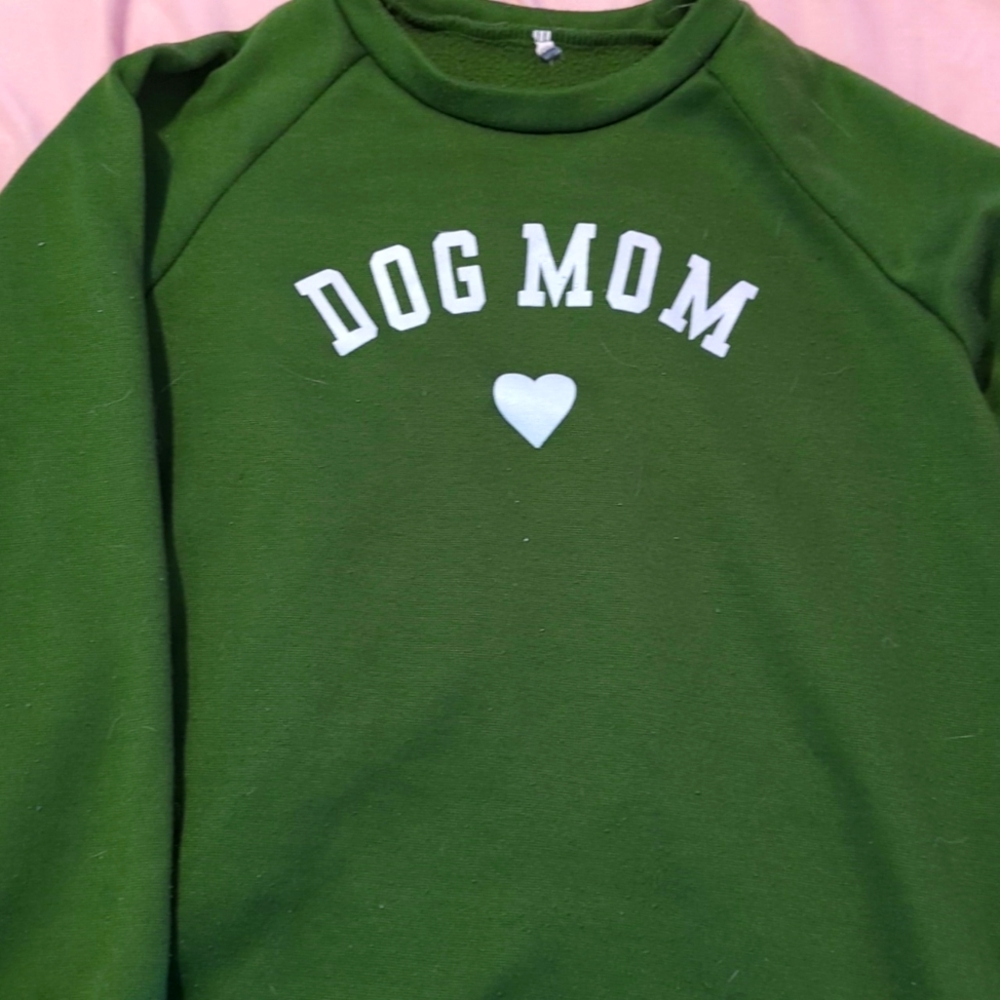 Pullover sweater